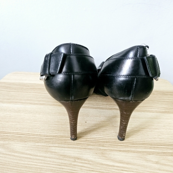 Yves saint laurent pointed toe buckle pumps  - Picture 15 of 15